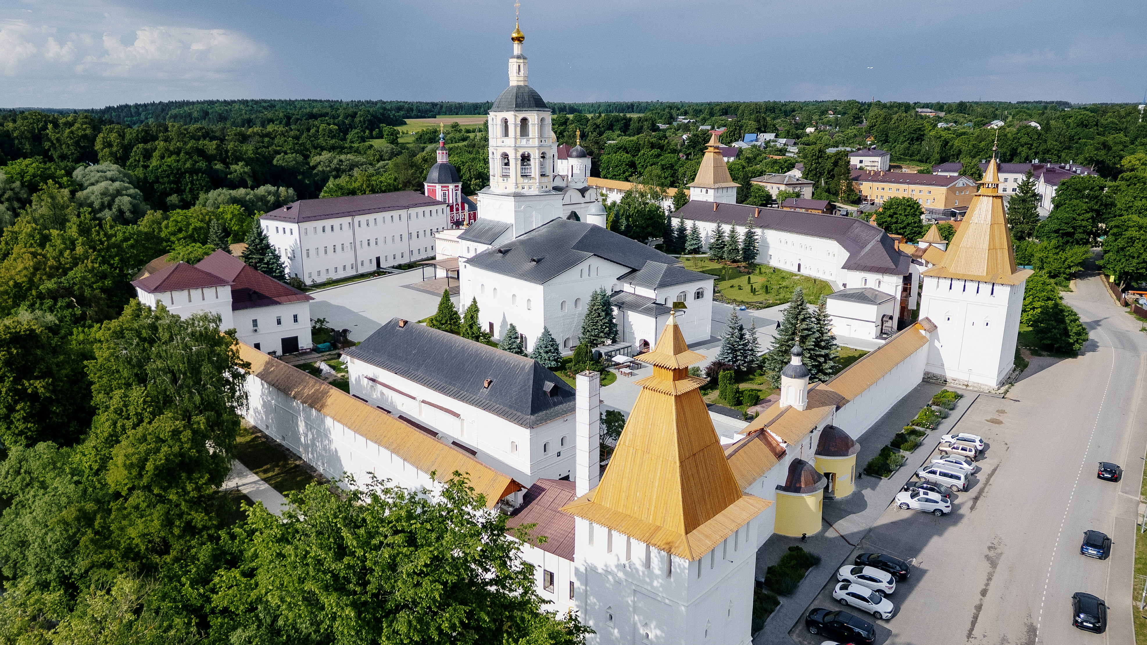Экскурсии по монастырю — фото 2 из 3, Боровск